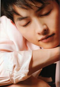 Song Joong Ki