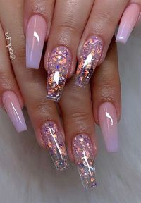 40 Fabulous Nail Designs That Are Totally in Season Right Now - nail art designs,almond nail art design, acrylic nail art, short nail designs with glitter #nail #nailart #acrylic #coffinnails