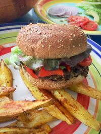 The Easiest 3-ingredient Black Bean Burgers Ever