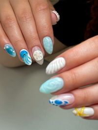 3D ocean handpainted nails, tap the link to see more on my insta