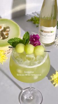 A refreshing fusion of sweet honeydew and bubbly wine, perfect for those moments of relaxed indulgence. Let every sip transport you to a sun-kissed paradise. Created by @yellowbellykelly Recipe: -2 oz Chateau Ste Michelle Dry Riesling -1 1/2 oz vodka -3 oz honeydew purée* -1/2 oz elderflower liqueur -1/2 oz lemon juice -1/4 oz honey syrup -Mint -1 oz soda water