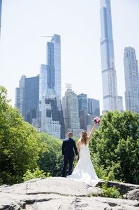 We’ve teamed up with Claire @centralparkweddingclaire, an incredible wedding planner (wedincentralpark.com)   with years of experience in New York City, to bring you the ultimate guide to saying "I do" in Central Park. From navigating permits to picking the perfect ceremony spot, we’ve got you covered with all the tips and tricks for a magical wedding day. 🗽💒  📌 What You’ll Learn 🌟 The essential rules for a Central Park ceremony 🌟 Claire’s insider tips for stress-free planning 🌟 Picture-perfect locations to make your wedding unforgettable  Claire’s expertise, paired with our love for all things weddings, ensures your special day will be as iconic as the city itself! Start planning your NYC fairytale now!  Photos by Jredziniak @jredziniak and Justintphoto @justintphoto ✨