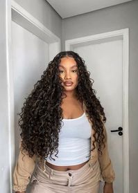 How to boho knotless braids, best human hair to use, expert maintenance tips & 80 boho knotless braids hairstyles trending in 2024.