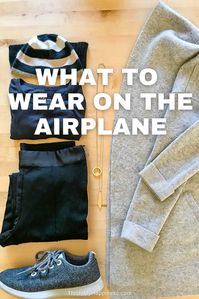 What to Wear on the Airplane if You Get Cold! Comfortable and stylish outfit for the airplane and what to pack carry-on only