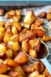 These perfectly seasoned roasted potatoes are the perfect side dish! Everyone loves this easy recipe.