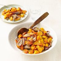 Roasted carrots & butternut squash with shallot and thyme | Recipes | WW USA