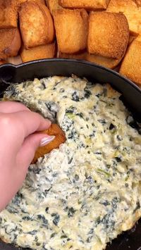 This creamy and cheesy appetizer dip is an easy recipe to add to your Easter dinner party. The Spinach Artichoke Dip is the perfect finger food to share with others. This recipe can be made in under 30 minutes and is an easy appetizer that everyone will enjoy. Follow the link to learn how to make this appetizer dip recipe!