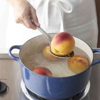 Blanching peaches