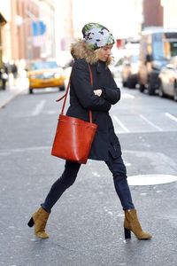 Sienna Miller's PERFECT winter outfit