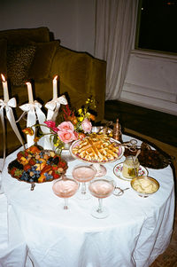 A fun and flirty evening with your besties. Host the perfect girls night with waffles for dinner and a chic sundae bar.