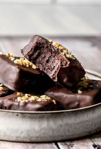 5-Ingredient No-Bake Chocolate Covered Brownies