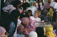 Diana, Princess of Wales visits Sultan Qaboos University in Muscat,... News Photo - Getty Images