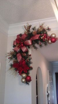 Christmas Corner Wreath Garland Swag Fireplace Mantel