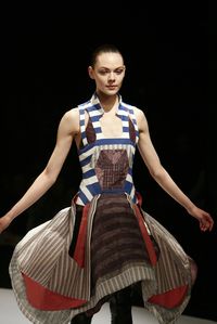 Hussein Chalayan -- fall 2007