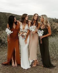 Mix bridesmaids dresses in white burgundy rust and offwhite perfect for fall wedding theme