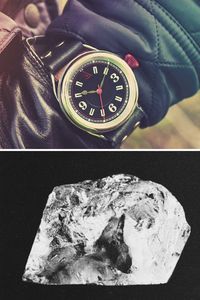 The Nº 1905 classic watch embodies the turn from the pocket watch to the wristwatch by using wire shoulder lugs. This represents the development from just a watch dial, to adding the leather strap. The second photo is the Cullinan diamond. On January 25, 1905, at the Premier Mine in Pretoria, South Africa, a 3,106-carat diamond was discovered. This is still the largest gem-quality rough diamond to ever be found. Source: @royalcollectiontrust (Royal Collection Trust)