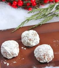 Rumchata Balls - quick, easy, and no bake!