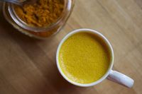 Drink 1 Cup of Turmeric-Water in the Morning and These Things Will Happen to Your Body How you start your morning sets the tone for the rest of your day, so it’s important to make conscious decisions from the get-go. Spicing up your routine with a glass of warm turmeric water could be the colorful […]