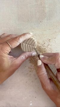 How to make Microwave Fired Ceramic Stamps. 👀✨🧚🏻‍♀️ The microwave kiln is awesome for so many little projects. This is one of them. 🥰 You can then use these to add personalized, unique decorative elements on cups, bowls, jewelry etc and fire those in the micro kiln! It’s also a great way to craft your own makers mark stamp. 😉 The timing of the firing depends on a large number of factors including the size and wattage of the microwave, the size and brand of the microwave kiln, the clay you’