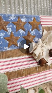 Summer Hammons on Instagram: "❤️🇺🇸💙 This Patriotic Flag Craft has such rustic and vintage charm!

✔️Enjoy the tutorial and visit HammonsNest.com for info on supplies!"