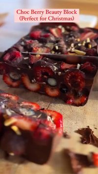 (VC “saltan77777”) #chocolate #chocolatedessert #chocolatestrawberry #chocolateblueberry #chocolateberry #foodlover #choclatecovered