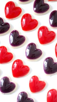 Heart-shaped gummies bring the awwww...