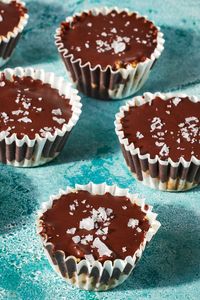 Peanut Butter–Oat Energy Cups Are Salty-Sweet Perfection 