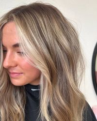 The close ups✨✨✨  #gabbysblondebabes #blondehair #blondhairdontcare #blondebabylights #livedinblonde #wisconsinstylist #ricelakewi #ricelakewisconsin #ricelakewisalon #ricelakewihair #ricelakestylist #kevinmurphy #kevinmurphybeige #kevinmurphynatural #framar #kenracreatives #kenra #schwarkopnnusa #blondetobronde #blondetransformation #hairtok #hairreels #colorprocess #dayinthelife #dayinthesalon #salonlife #consultation