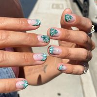 inspired by @rebekahxpritchard 🌱💚 #handpaintednailart #sandiegonailart #sandiegonailartist #sandiegonailtech #naturalnailtech #greennails… | Instagram