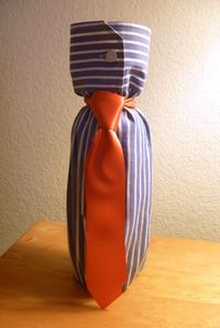 Wine Bottle Shirt Wrap - perfect for #Fathers Day! #DIY