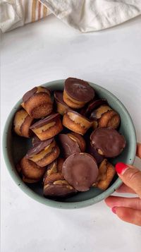 Healthy Twix Bites (paleo, vegan)