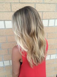 Low maintenance blonde hair with balayage'd highlights | Instagram: MarissaDanelle stylist at Studio Gaven haircolour