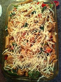 taylor made: light pasta bake with chicken sausage, mozzarella, spinach & tomatoes