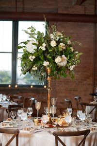 Classic Wedding at Bridgeport Art Center — fleur inc