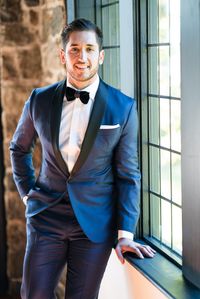 Groom Getting Ready | Groom Portrait | Pleasantdale Chateau | New Jersey Wedding | Robert Evans for 5th Avenue Digital Photography