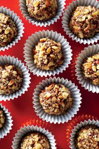 Fudgy Pecan Bourbon Balls Recipe