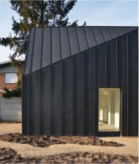 Private house, Wondelgem, Gent (Belgium) by Dirk de Meyer - DDM Architectuur BVBA   Installer: Six bvba , Copyright :  jump picture   #AntrhaZinc #Rehabilitation #IndividualHousing #Belgium #Roof #Facade #ArchizincTrophy #Renovation #StandingSeam