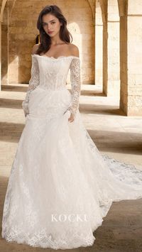 Experience timeless elegance with our Glamorous A-Line Wedding Dress. The tube top accentuates your figure, while the long sleeves and appliques lace add a touch of romance. The flowing A-line silhouette and train create a boho chic look. Perfect for any bride looking for a classic yet modern wedding gown.