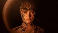 English actress Florence Pugh is among the talented cast of people who joined the Dune series in the upcoming second film of the duology. With the first look images and the trailer of Dune: Part Two out, fans are curious about the 27-year-old starlet's character. Keep reading to know more details about her role and how important it is to the story. What role is Florence Pugh playing in Dune: Part Two? Pugh is playing Princess Irulan, the daughter of Emperor Shaddam, in the seq