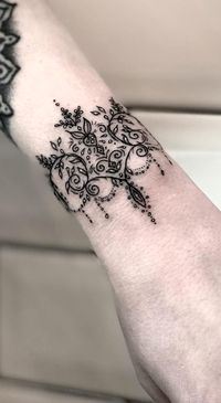 Ornamental Tattoos That Turn Your Body Into A Living Piece Of Art.  From intricate detailed mandalas to floral tattoo designs, these ornamental tattoos will show you that beauty doesn't need an explanation.