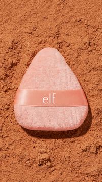 A soft, reusable powder puff for expertly applying Halo Glow loose or pressed powders into a flawless finish