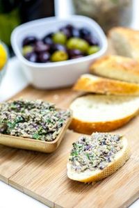 Vegan Artichoke Olive Tapenade from the Keepin' It Kind blog