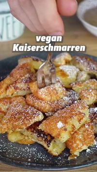 VEGAN KAISERSCHMARREN🥰 🫶RECIPE (4 servings, 20min prep time): -the water of 1 can chickpeas -1/2 Tsp each baking powder and corn starch Whip it up until stiff peaks. -180g flour -5 Tbsp sugar -1 cup (250ml) plant milk -1 Tsp baking powder -2 Tbsp apple sauce Whisk. Then stir in the Aquafaba. Heat up oil or v. butter in a big pan and add half of the batter. Put the lid on for about 5mins. Flip, scramble and serve with apple sauce. 📹@fitgreenmind  #vegan #dairyfree #breakfast #recipe #food