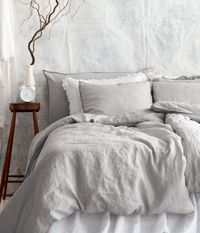 H & M Linen Duvet in Light Grey : FINALLLY a grey that's the right shade...Thanks for pinning, Marie!!