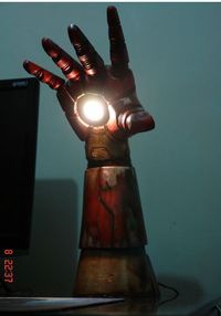 Marvel İron man desk lamp