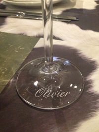 Engraved wine glass. Perfect wedding gift idea.