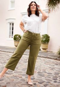 Plus Size Patch Pocket High Rise Wide Leg Pant