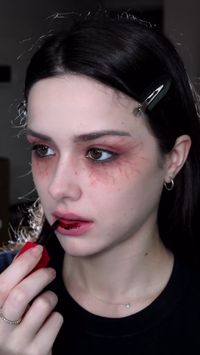 Elevate your vampire look with our expert tips and tricks. Get ready to slay the night with a fierce and alluring makeup style. 💉💋 #halloweenmakeupideas #halloweenmakeup2023 #vampiremakeup #makeup #halloween