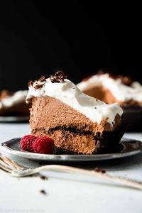 Sky High Chocolate Mousse Pie   Video