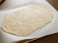 how to roll and score unleavened bread